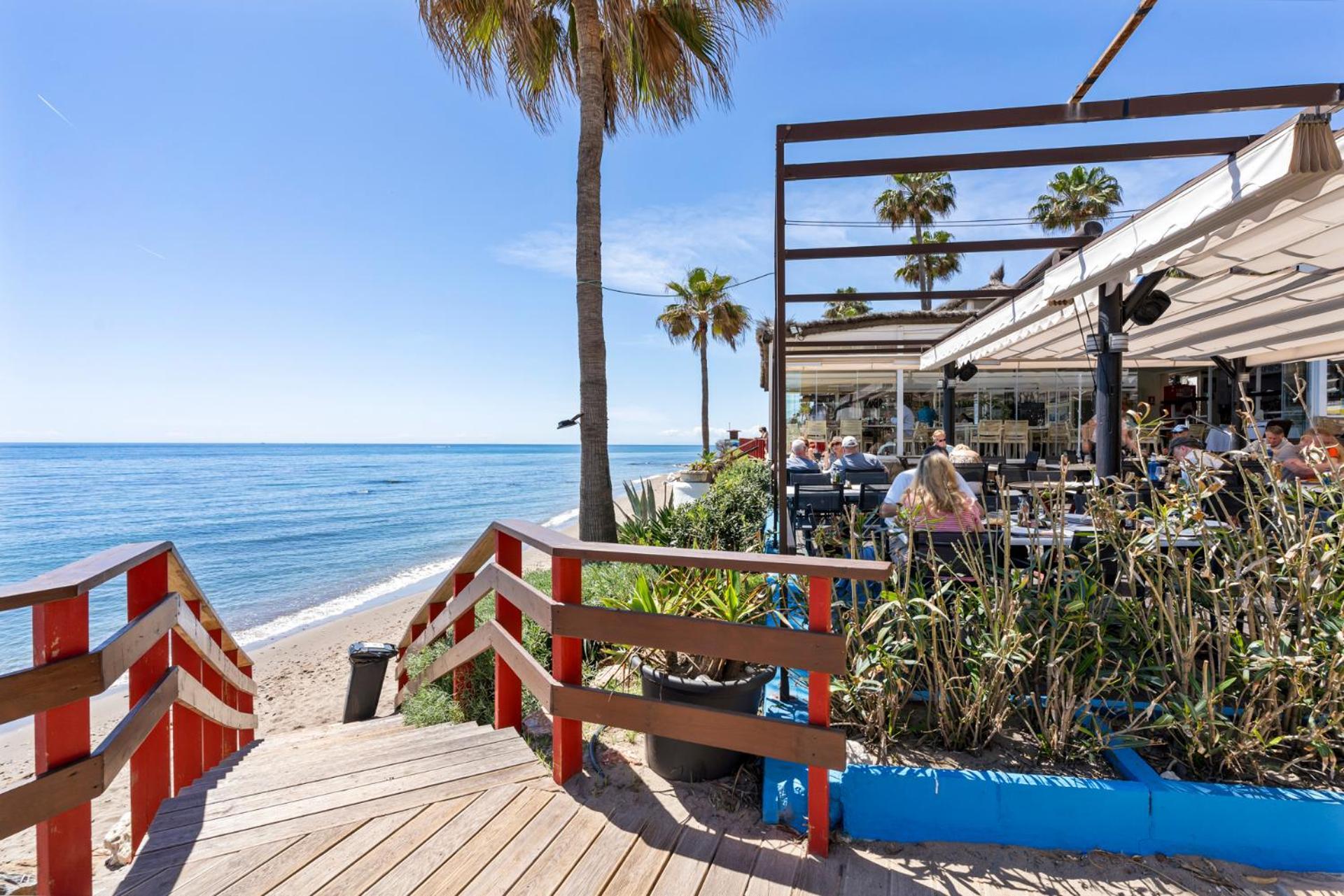 Beachfront Calahonda Apartment By Costarentals - Ref 89 Sitio de Calahonda Eksteriør billede